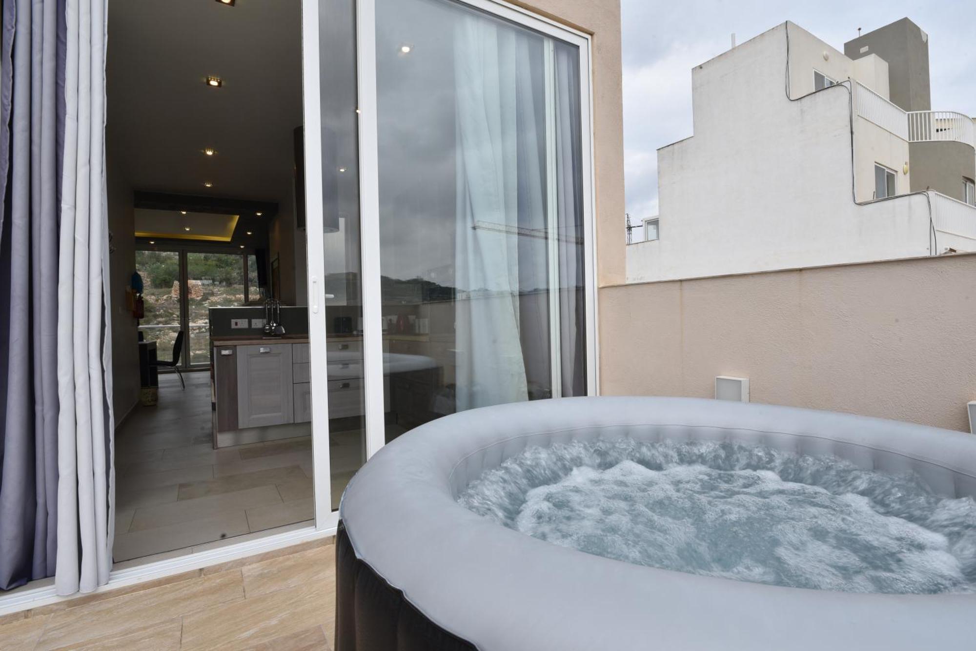 Hillview Duplex Penthouse Appartement St. Paul's Bay Buitenkant foto